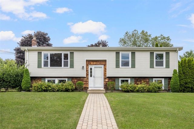 95 Amy Drive, Cranston, RI 02921