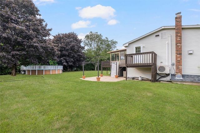 95 Amy Drive, Cranston, RI 02921