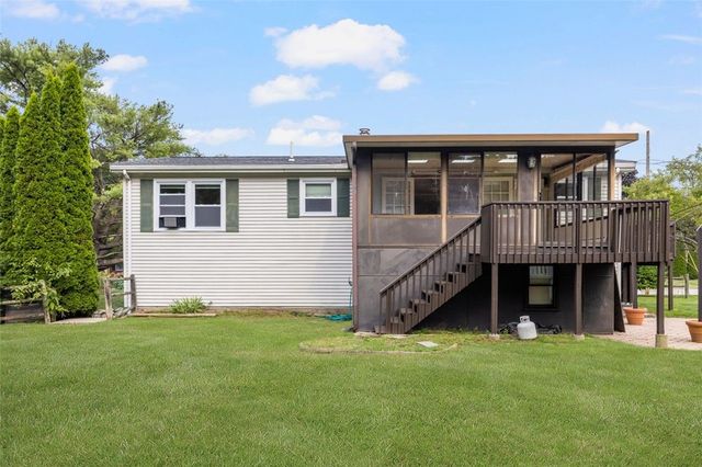95 Amy Drive, Cranston, RI 02921