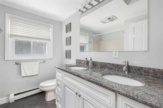 95 Amy Drive, Cranston, RI 02921