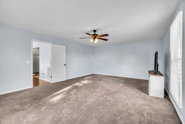 1917 Graceland Dr, Goodlettsville, TN 37072
