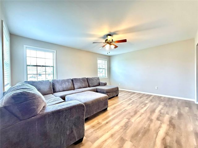 3505 E 5th Street, Russellville, AR 72802