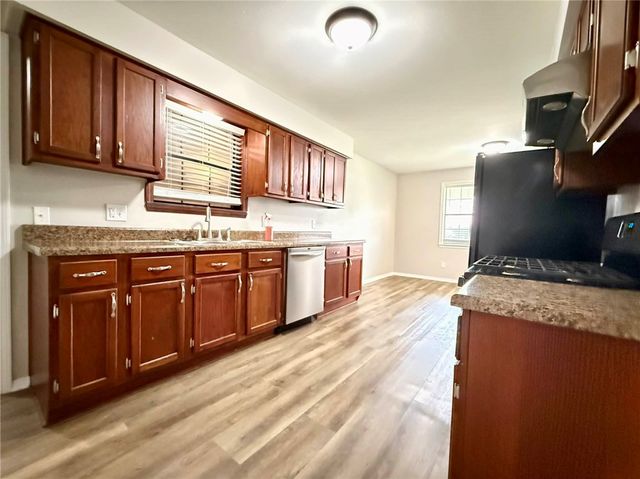 3505 E 5th Street, Russellville, AR 72802