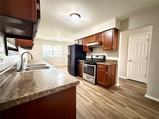 3505 E 5th Street, Russellville, AR 72802