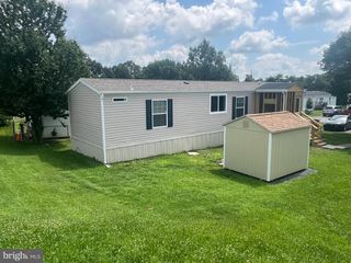 587 ROYAL CREST DR, Martinsburg, WV 25401