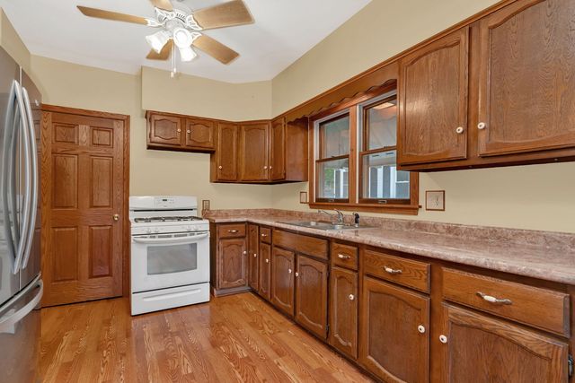 1105 Taylor Street, Joliet, IL 60435