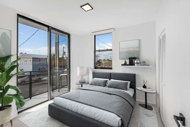 1547 NW 2nd St 201, Miami, FL 33125