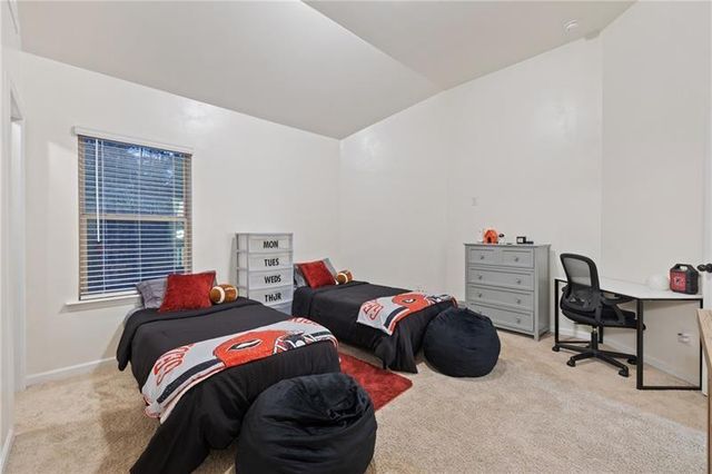 289 Greighmoor Court, Loganville, GA 30052