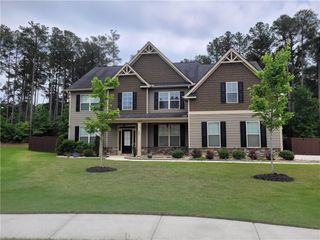 289 Greighmoor Court, Loganville, GA 30052