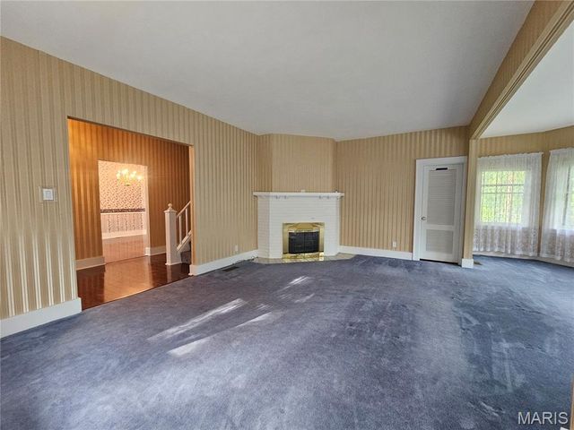 220 S 9th Street, East Alton, IL 62024
