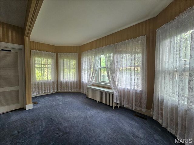 220 S 9th Street, East Alton, IL 62024