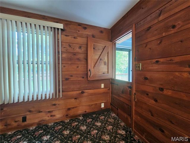 220 S 9th Street, East Alton, IL 62024