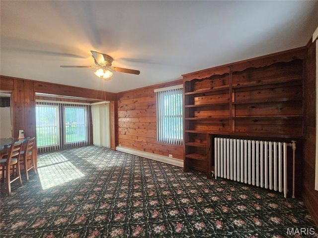 220 S 9th Street, East Alton, IL 62024