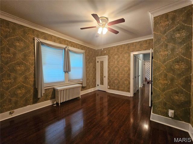 220 S 9th Street, East Alton, IL 62024