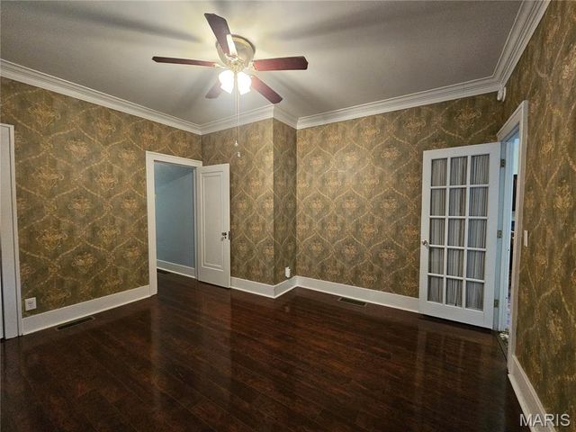 220 S 9th Street, East Alton, IL 62024
