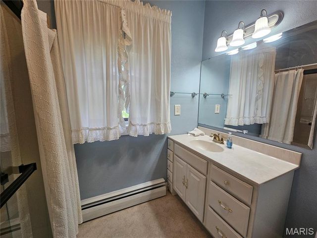 220 S 9th Street, East Alton, IL 62024