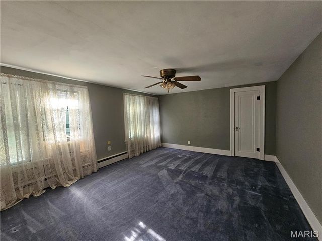 220 S 9th Street, East Alton, IL 62024