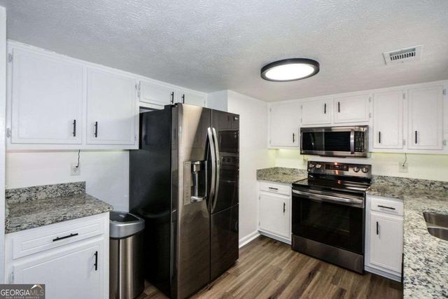 5059 Martins Crossing Road, Stone Mountain, GA 30088