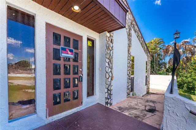 401 AQUI ESTA DRIVE, Punta Gorda, FL 33950