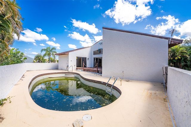 401 AQUI ESTA DRIVE, Punta Gorda, FL 33950