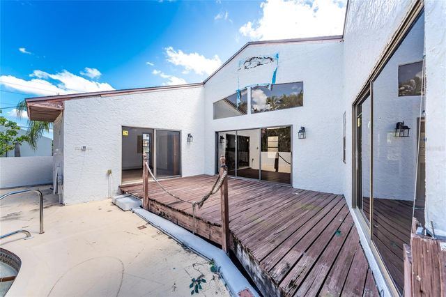 401 AQUI ESTA DRIVE, Punta Gorda, FL 33950