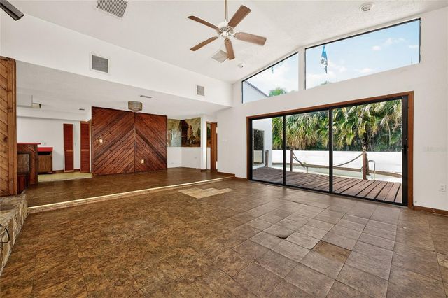 401 AQUI ESTA DRIVE, Punta Gorda, FL 33950