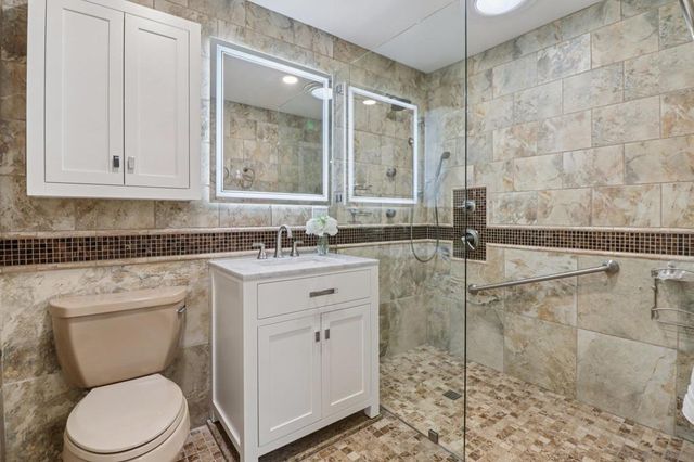 4930 Longford St, San Diego, CA 92117