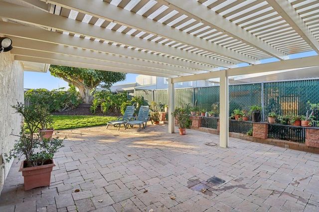 4930 Longford St, San Diego, CA 92117