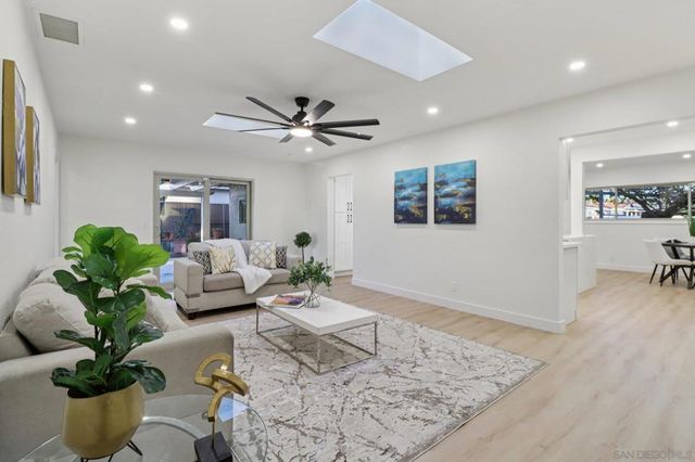 4930 Longford St, San Diego, CA 92117