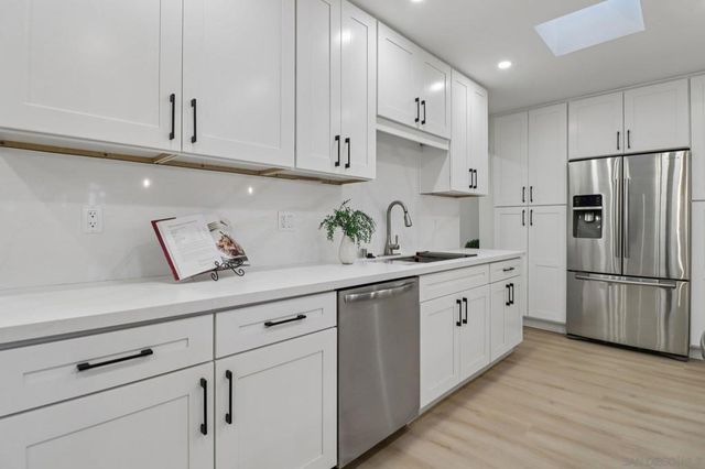 4930 Longford St, San Diego, CA 92117