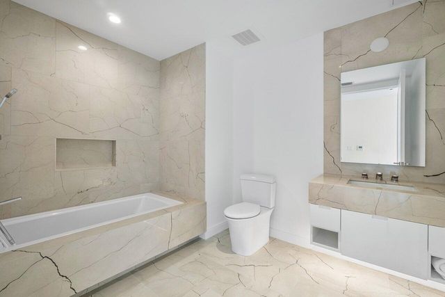 3550 S Ocean 2d Boulevard 2d, South Palm Beach, FL 33480