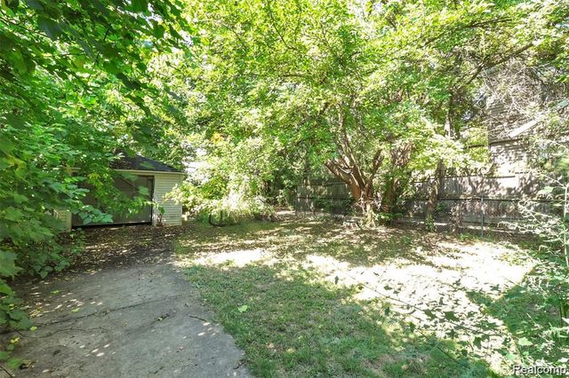 9591 Abington Avenue, Detroit, MI 48227