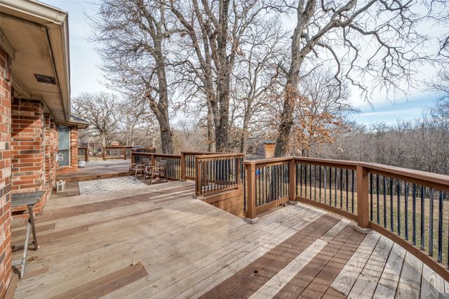 410 Brookside Drive, Lake Dallas, TX 75065