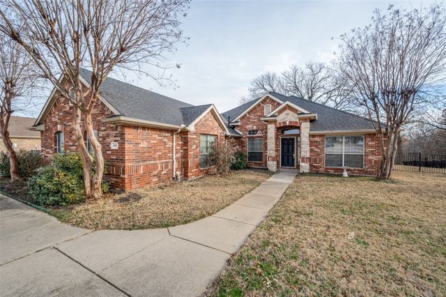 410 Brookside Drive, Lake Dallas, TX 75065