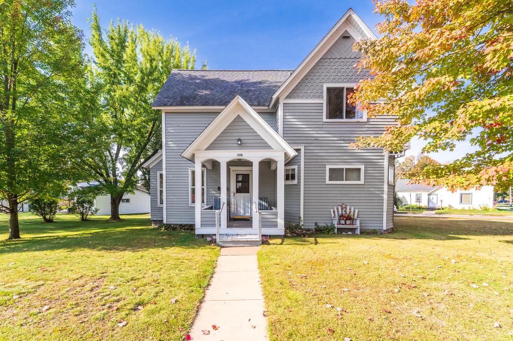 709 GRAND AVENUE, Merrill, WI 54452
