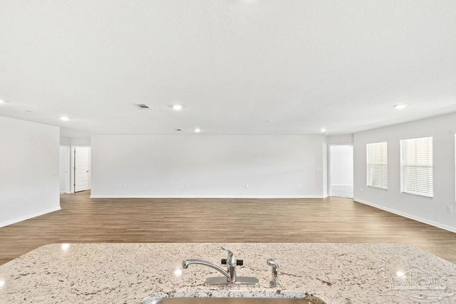 7714 Gumbo Ave, Pace, FL 32571