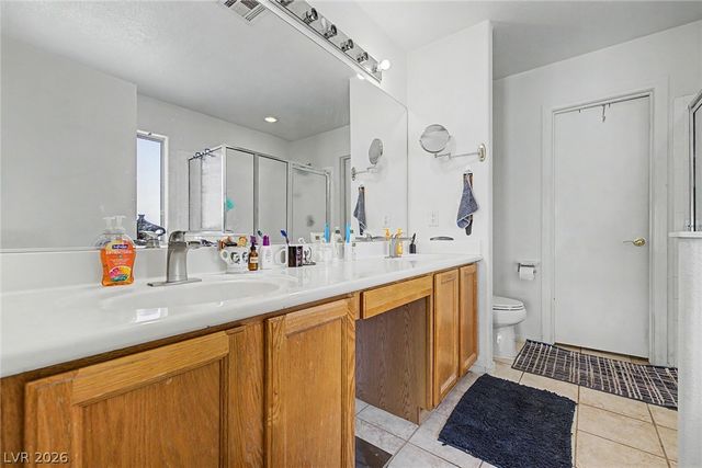 998 Trackers Glen Avenue, Henderson, NV 89015