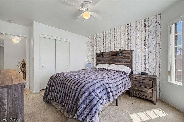 998 Trackers Glen Avenue, Henderson, NV 89015