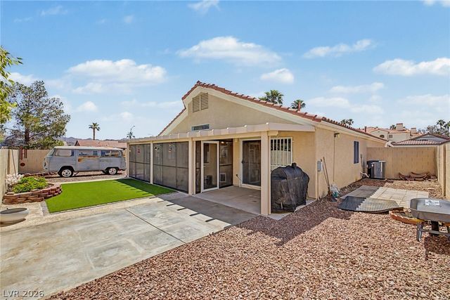 998 Trackers Glen Avenue, Henderson, NV 89015