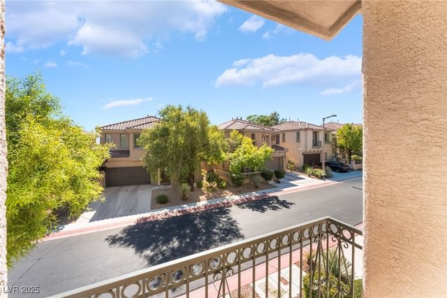 11824 Amistoso Lane, Las Vegas, NV 89138