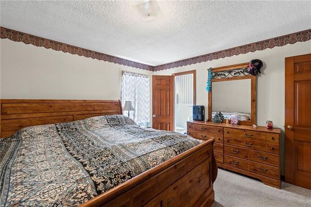211 Rothrock Avenue, Richmond, MO 64085