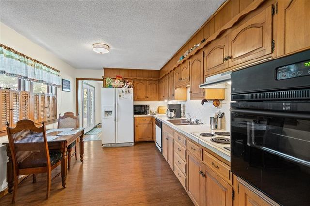 211 Rothrock Avenue, Richmond, MO 64085
