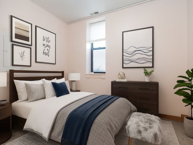 1758 W 35th Street 3R, Chicago, IL 60609