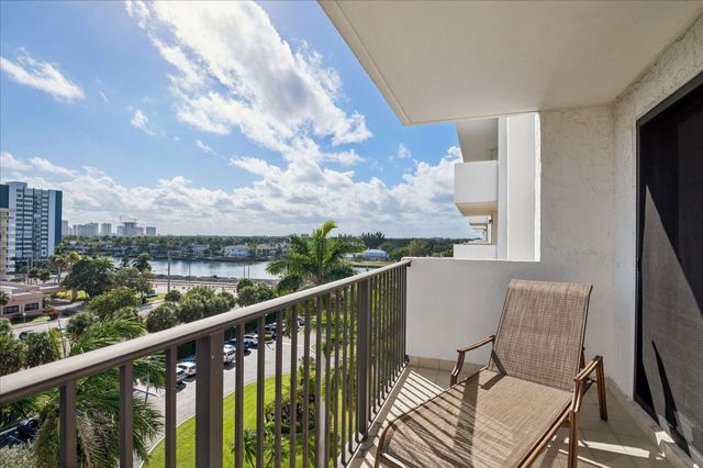 1201 S Ocean 704S, Hollywood, FL 33019