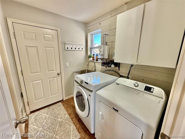 4112 Peach Tree Lane, Howell, MI 48843