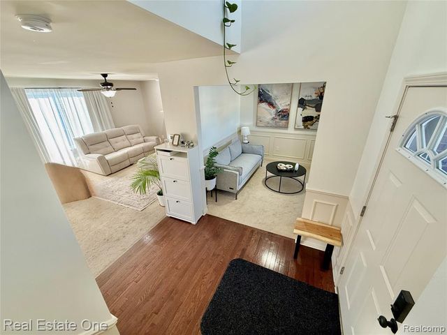 4112 Peach Tree Lane, Howell, MI 48843