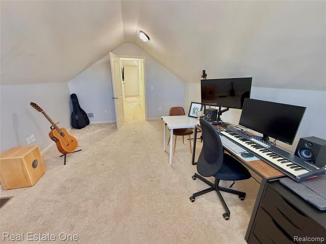 4112 Peach Tree Lane, Howell, MI 48843