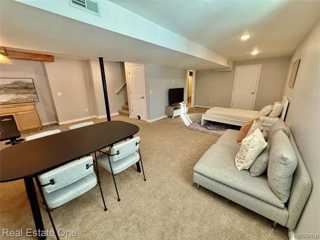 4112 Peach Tree Lane, Howell, MI 48843