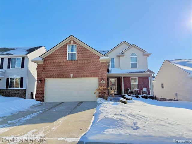 4112 Peach Tree Lane, Howell, MI 48843