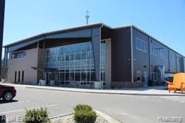 4112 Peach Tree Lane, Howell, MI 48843